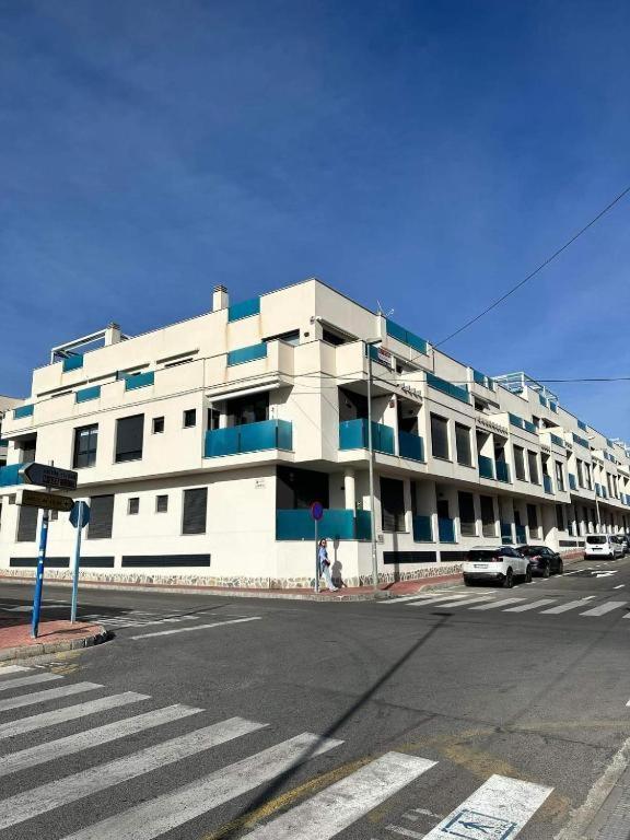 Brilliant Apartment Cibeles Торевьиа Экстерьер фото