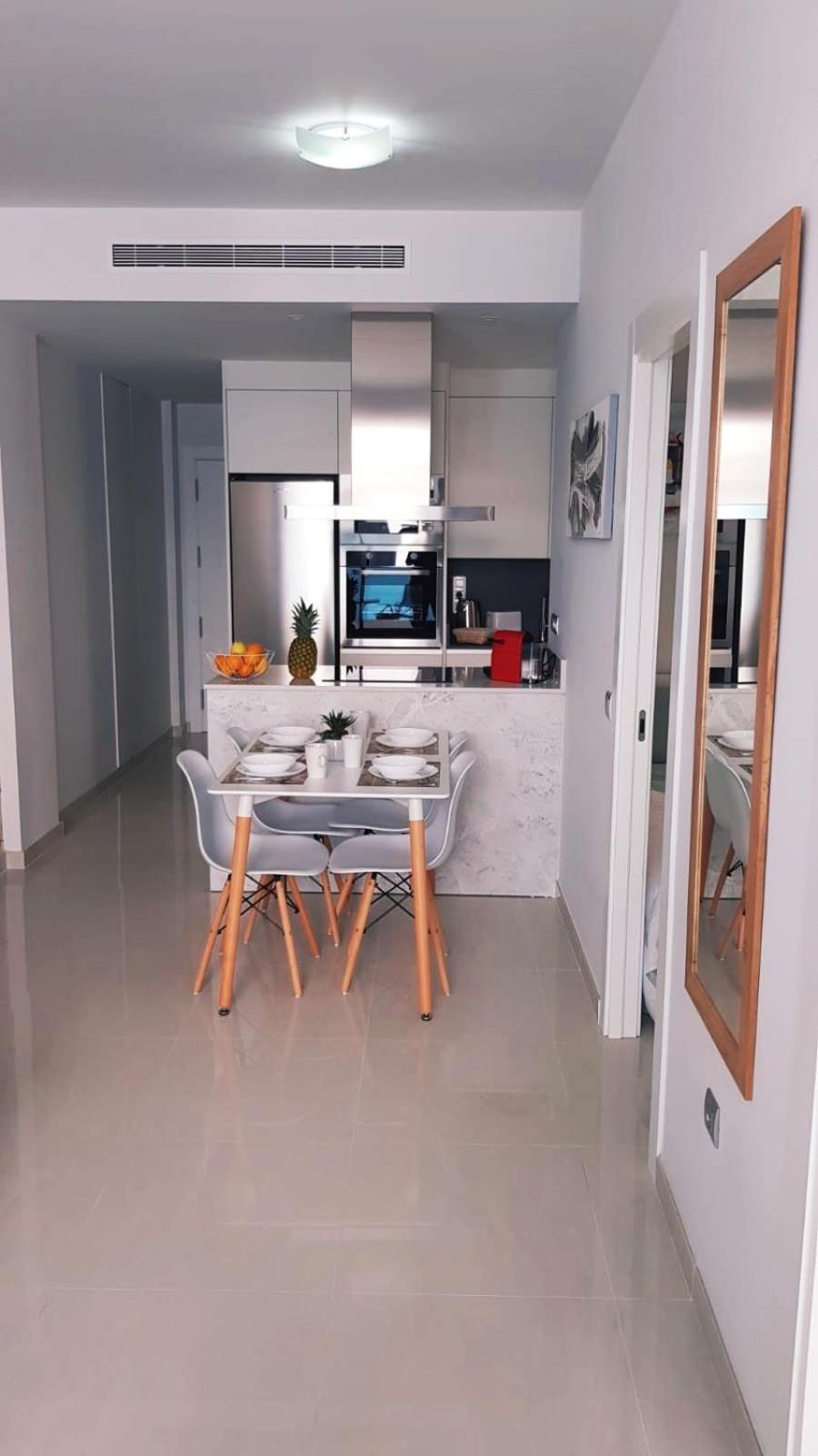 Brilliant Apartment Cibeles Торевьиа Экстерьер фото